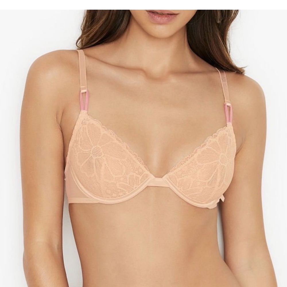 Victoria's Secret Lace Bra in Tan color